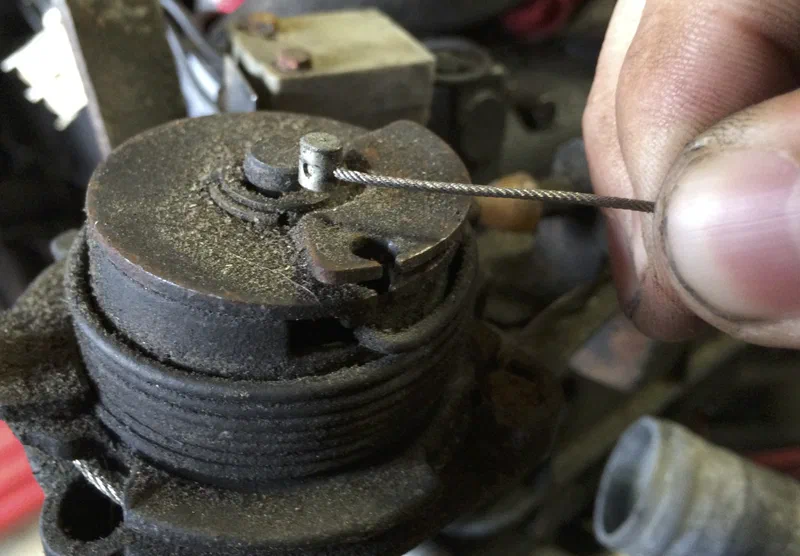 Throttle Spool Linkage