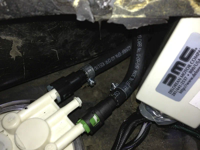 Slightly Kinked Return Hose