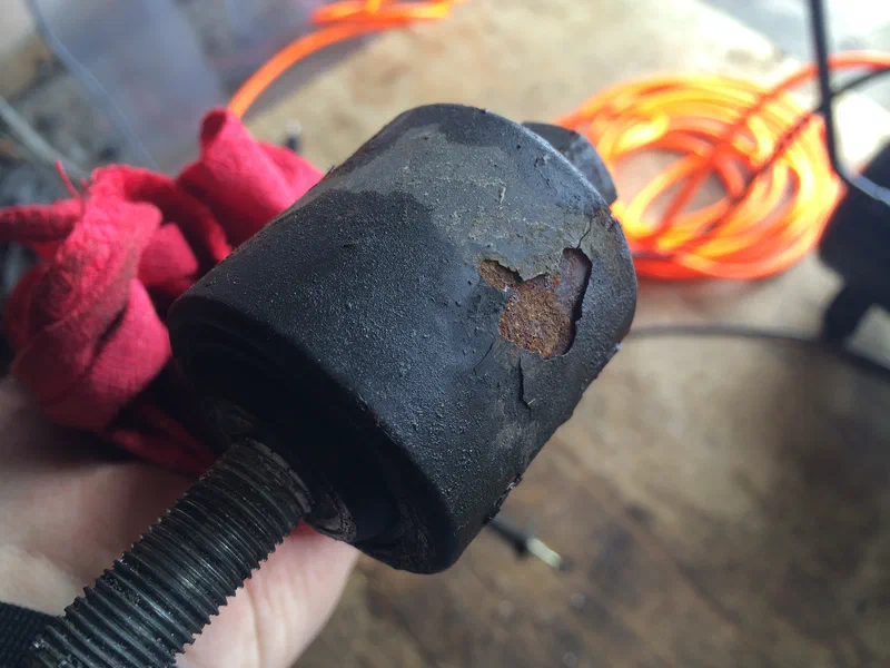 Upper Link Arm Rust