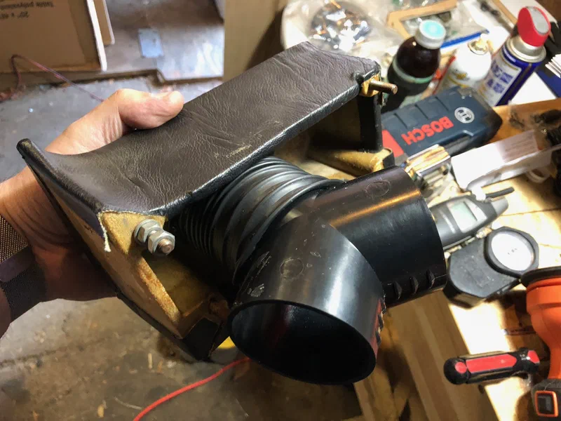 "Y" Adaptor