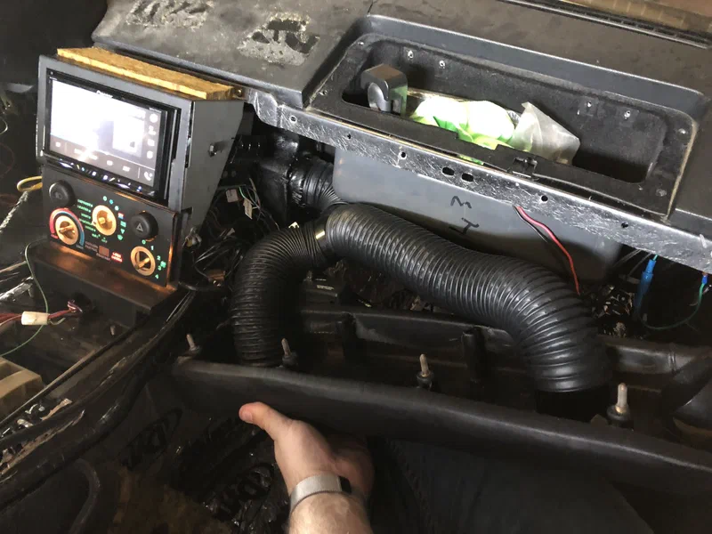 Installing the Passenger Knee Pad